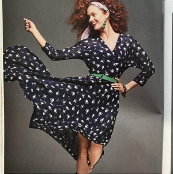 Cabi Size 14 Dream Dress Navy Floral Sheer With Slip - Picture 5 of 12